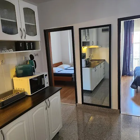 Apartment And Napoli