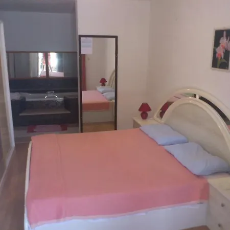 Apartment And Napoli