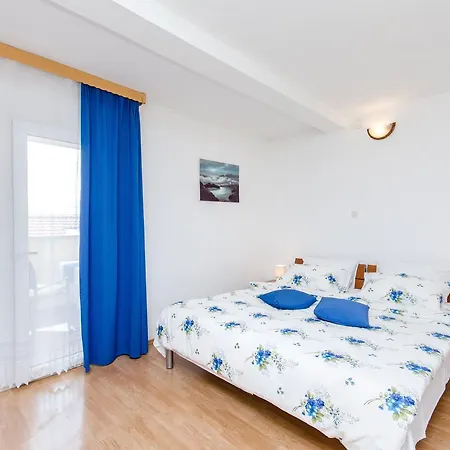 Apartment And Napoli *
