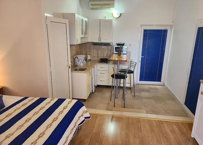 And Napoli Apartamento *