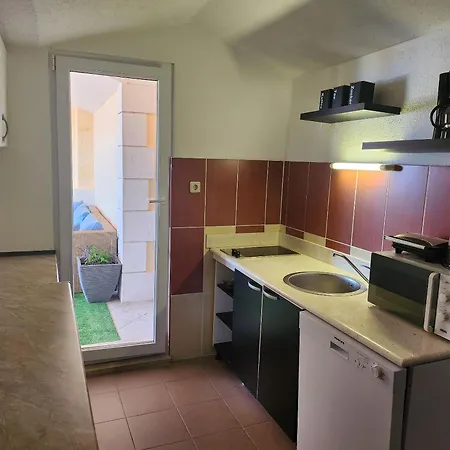 And Napoli Apartment Bol