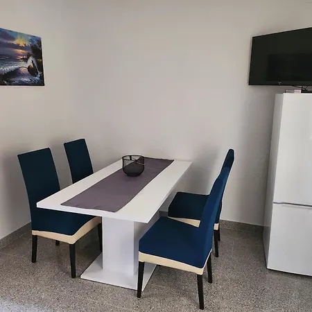 And Napoli Apartment