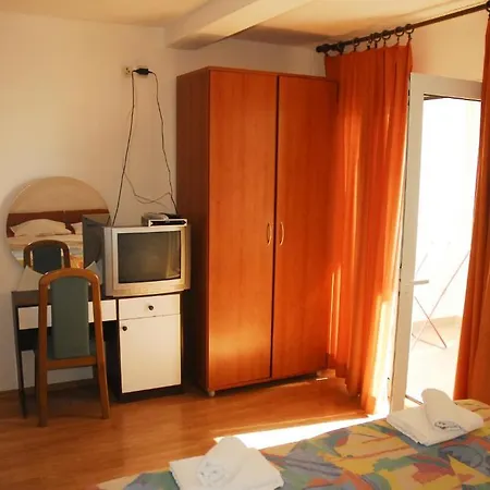 Apartment And Napoli