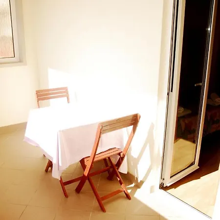 And Napoli Apartment *
