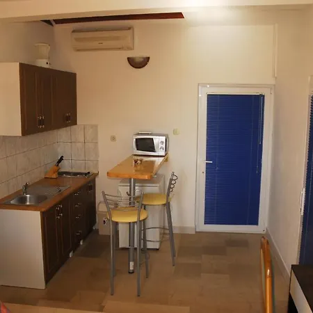 Apartment And Napoli Bol